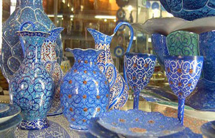 Enamel brilliant art of fire and dust