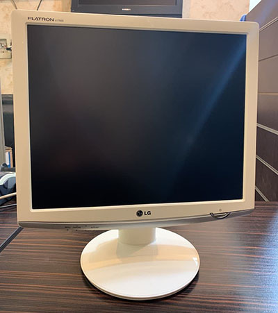 مانيتور الجي LCD L1755s