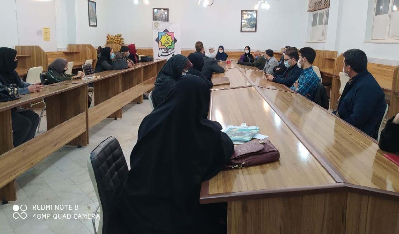 محفل ادبی ستاره قطب