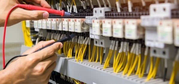خدمات برق ساختمان سعادت آباد