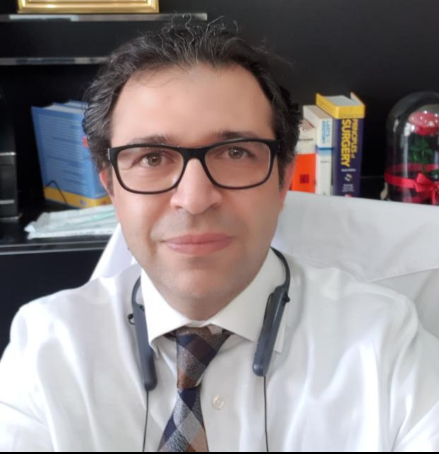 دکتر پیمان علی بیگی